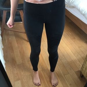 ALO moto legging